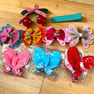 Hair accessories with clips